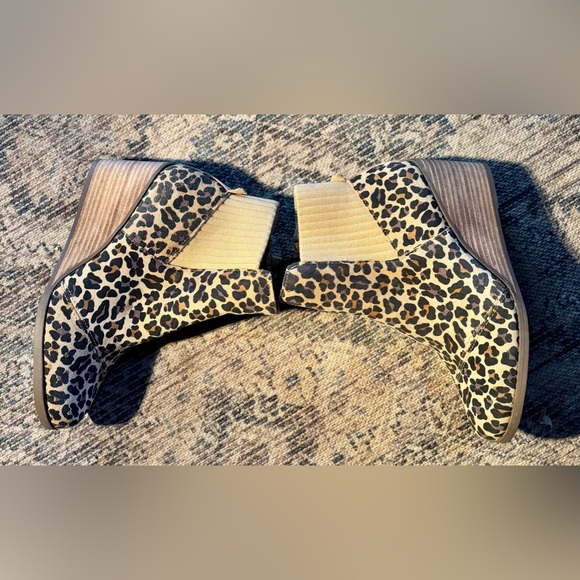 ⭐️TOMS Sadie Boot Size 8 Tan Leopard Print⭐️ NWT - Picture 4 of 11